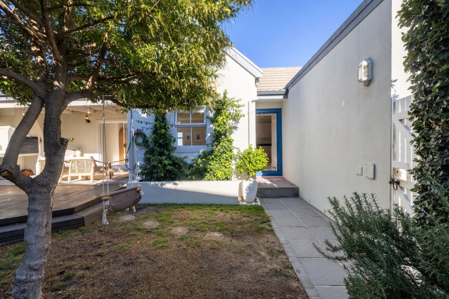 3 Bedroom Property for Sale in Dennegeur Western Cape
